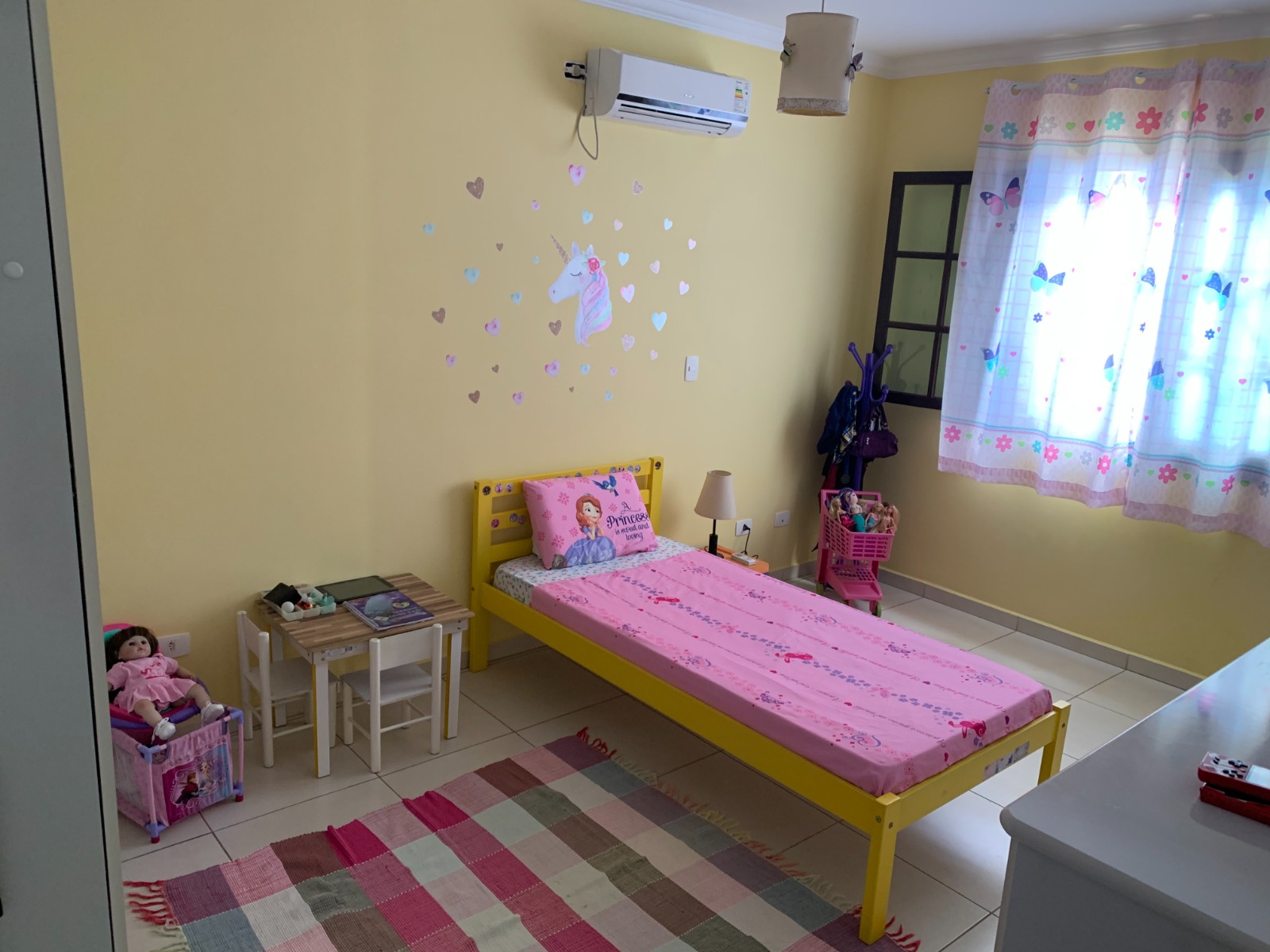 SOBRADO NO RESIDENCIAL PARQUE DAS ROSAS – CONFORTO E LAZER AO SEU ALCANCE!