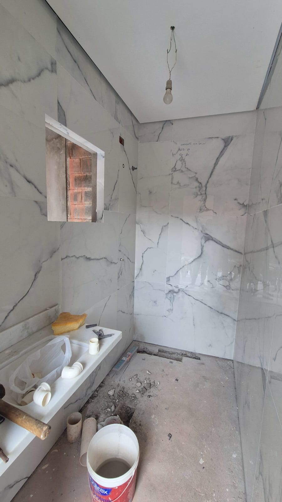 CASA TÉRREA ESPAÇOSA NO RESIDENCIAL NEW GARDEN – CONFORTO, SEGURANÇA E LAZER