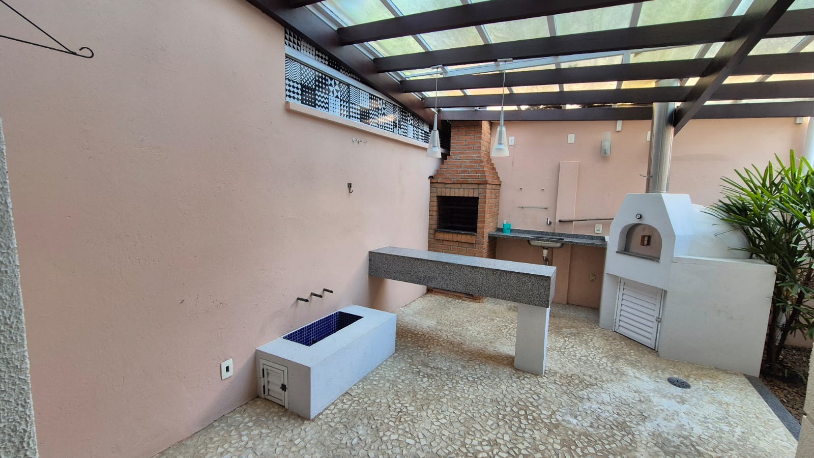 Seu Novo Lar na Granja Viana: Casa com 3 Dormitórios, 110 m² por R$ 845.000
