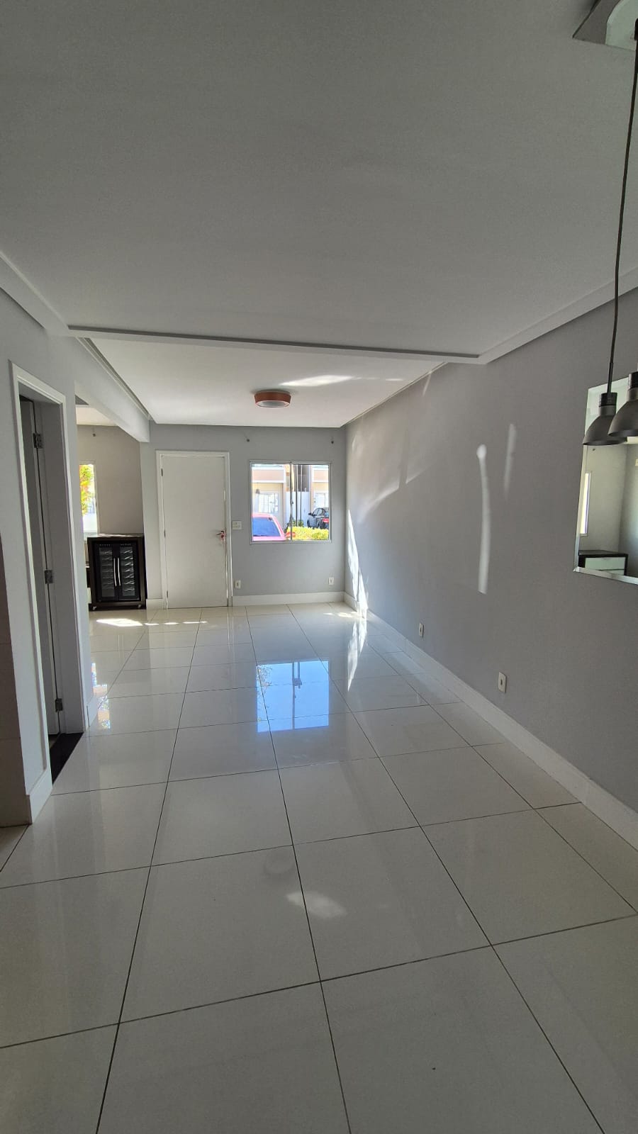 Seu Novo Lar na Granja Viana: Casa com 3 Dormitórios, 110 m² por R$ 845.000