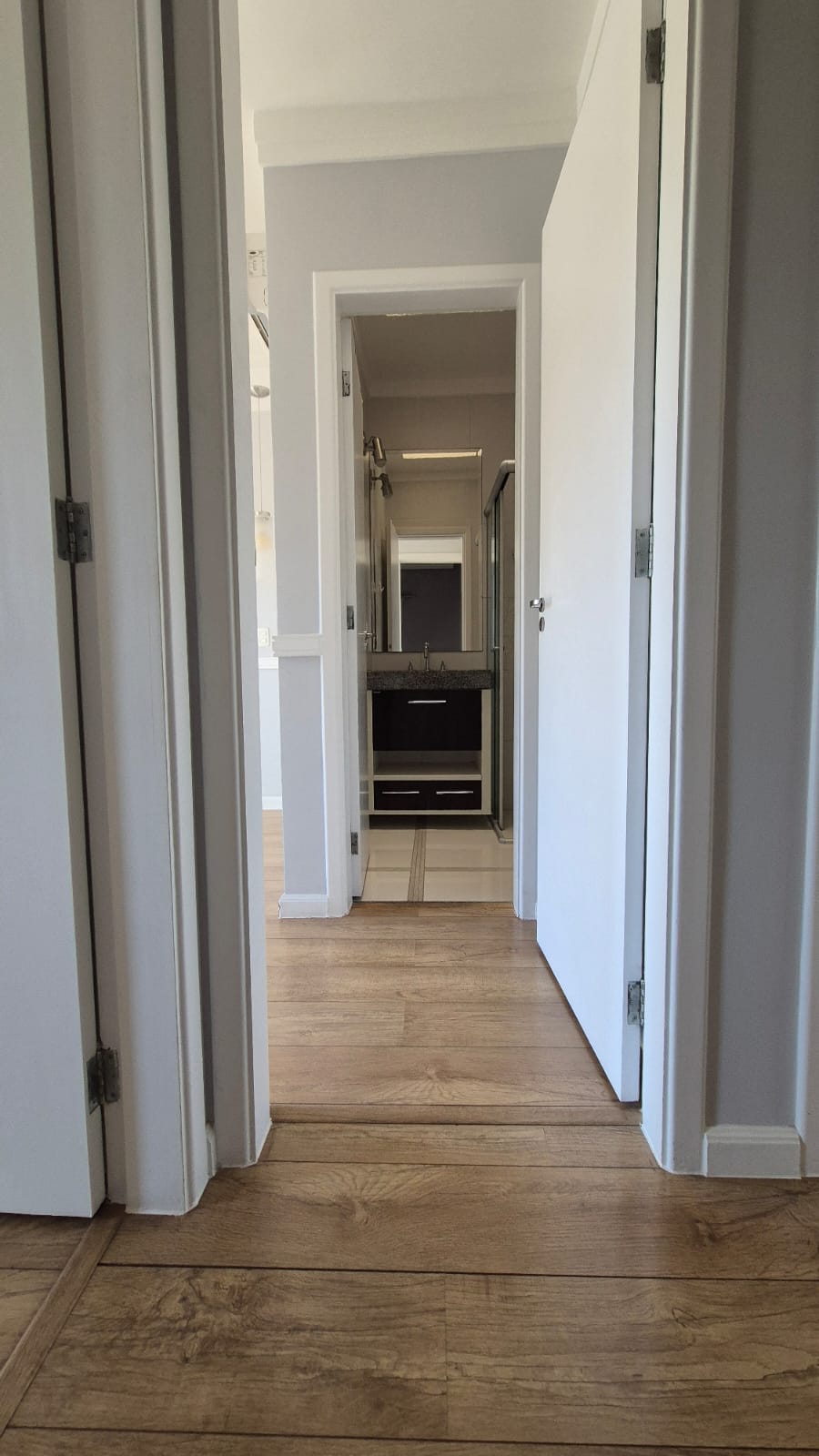 Seu Novo Lar na Granja Viana: Casa com 3 Dormitórios, 110 m² por R$ 845.000