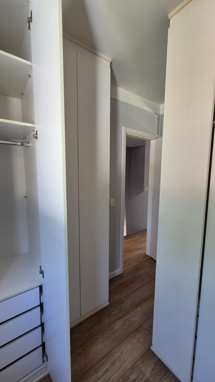 Seu Novo Lar na Granja Viana: Casa com 3 Dormitórios, 110 m² por R$ 845.000