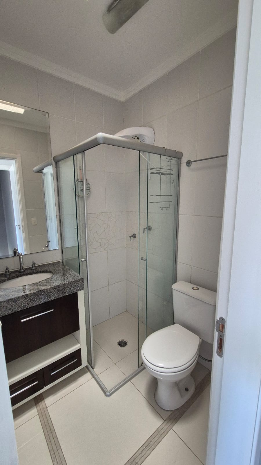 Seu Novo Lar na Granja Viana: Casa com 3 Dormitórios, 110 m² por R$ 845.000