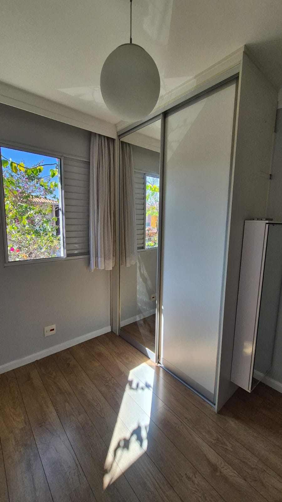 Seu Novo Lar na Granja Viana: Casa com 3 Dormitórios, 110 m² por R$ 845.000