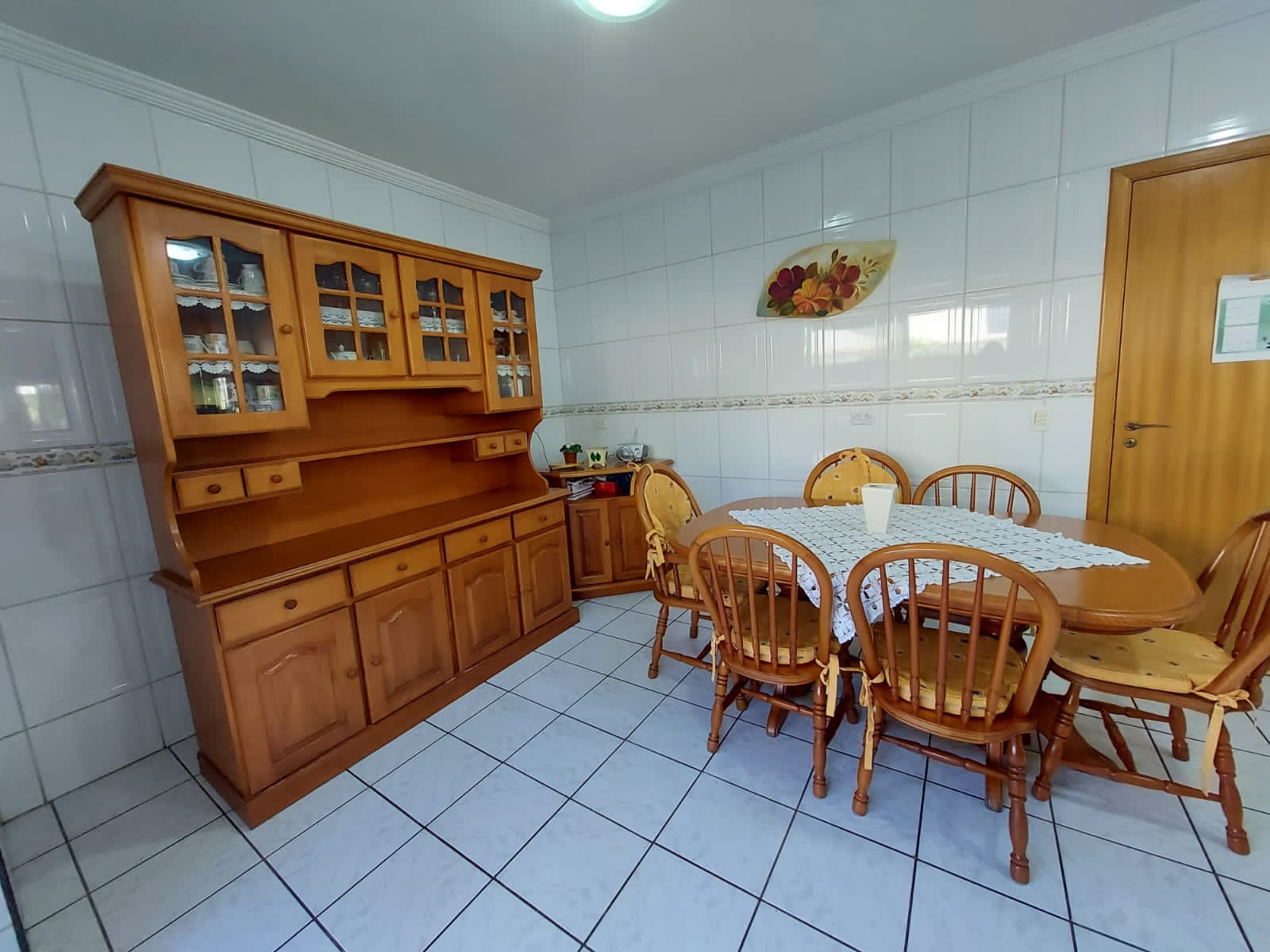  ABAIXOU $ $ - CASA TÉRREA 3 DORMITÓRIOS E AVARANDADA EM CONDOMÍNIO FECHADO COM  10 VAGAS E 451M² DE TERRENO