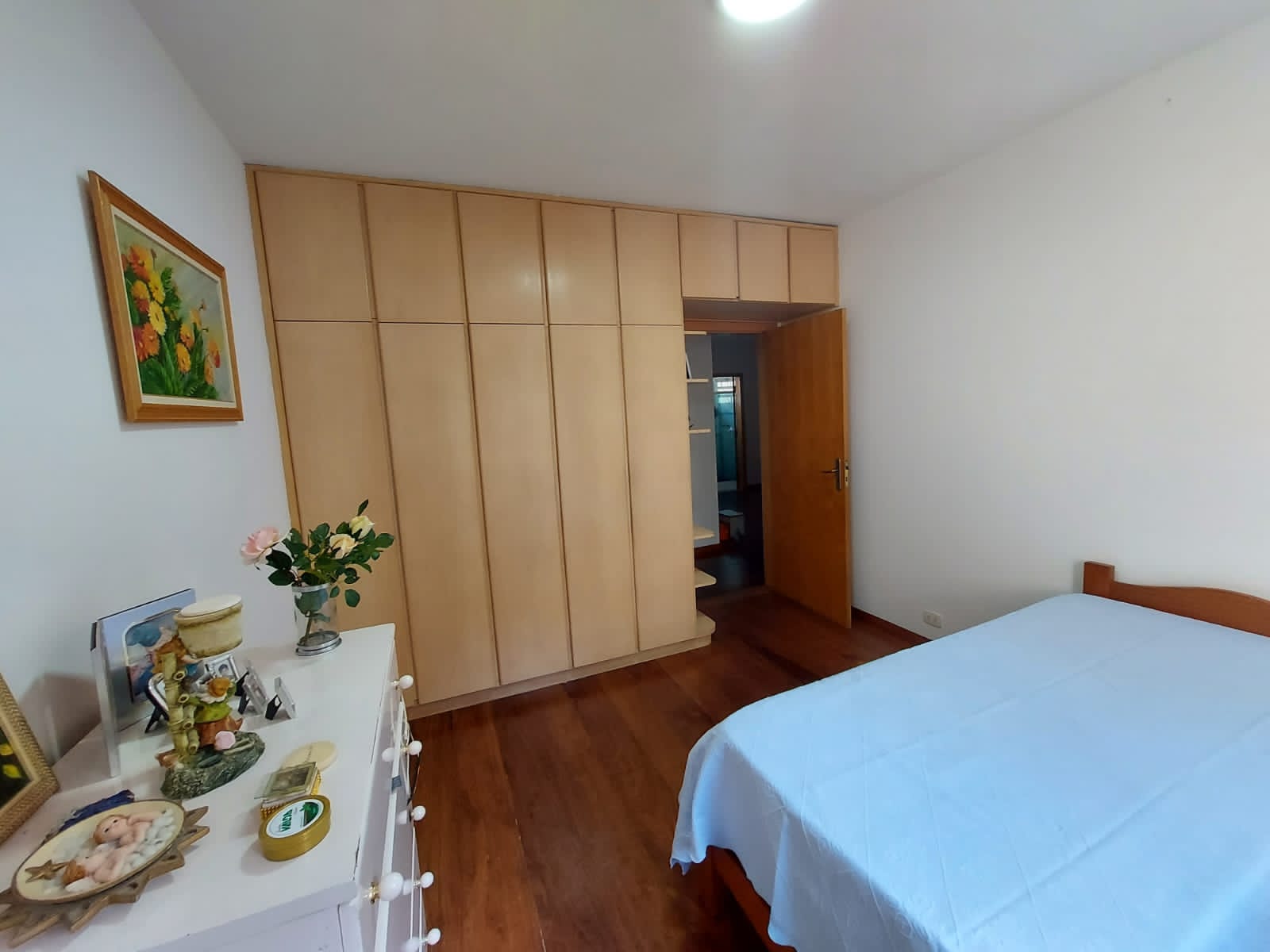  ABAIXOU $ $ - CASA TÉRREA 3 DORMITÓRIOS E AVARANDADA EM CONDOMÍNIO FECHADO COM  10 VAGAS E 451M² DE TERRENO