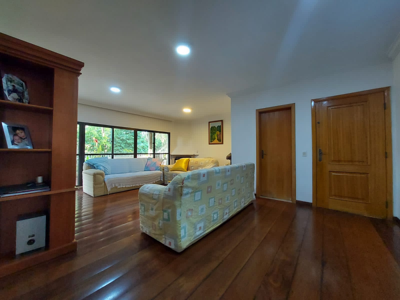 ABAIXOU $ $ - CASA TÉRREA 3 DORMITÓRIOS E AVARANDADA EM CONDOMÍNIO FECHADO COM  10 VAGAS E 451M² DE TERRENO
