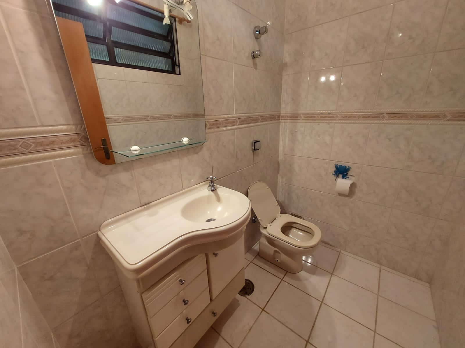  ABAIXOU $ $ - CASA TÉRREA 3 DORMITÓRIOS E AVARANDADA EM CONDOMÍNIO FECHADO COM  10 VAGAS E 451M² DE TERRENO