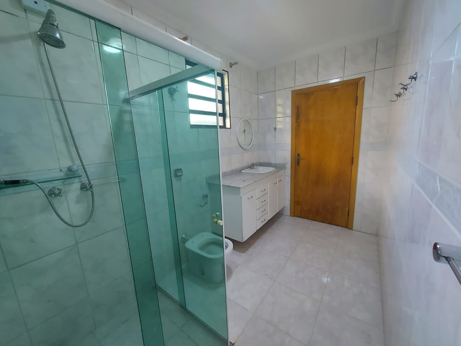  ABAIXOU $ $ - CASA TÉRREA 3 DORMITÓRIOS E AVARANDADA EM CONDOMÍNIO FECHADO COM  10 VAGAS E 451M² DE TERRENO