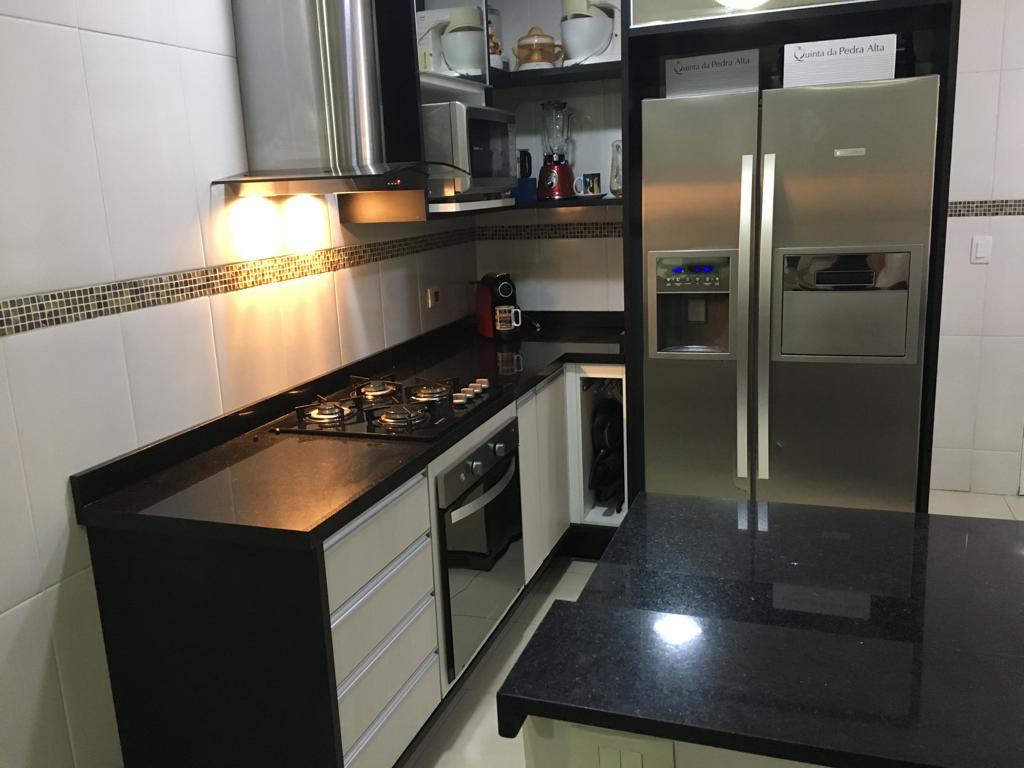 CASA EM CONDOMÍNIO FECHADO COM LAZER E SEGURANÇA – VILA D’ESTE, COTIA