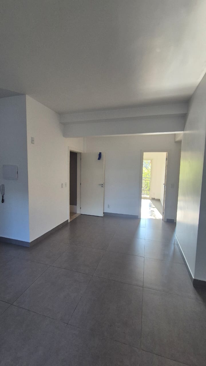 OPORTUNIDADE! LOCAÇÃO NO ADDRESS GRANJA VIANNA – 2 DORMITÓRIOS, 2 VAGAS.