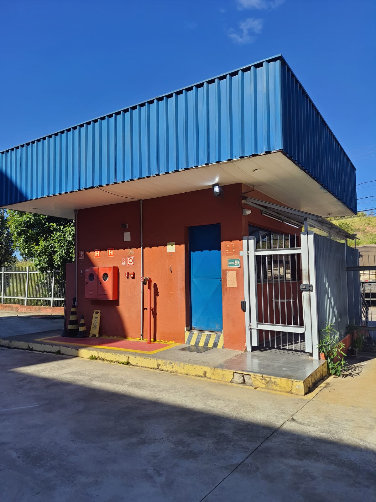 LOCAÇÃO GALPÃO PRONTO PARA INDÚSTRIA ALIMENTÍCIA OU QUÍMICA – PARQUE RINCÃO, COTIA KM29