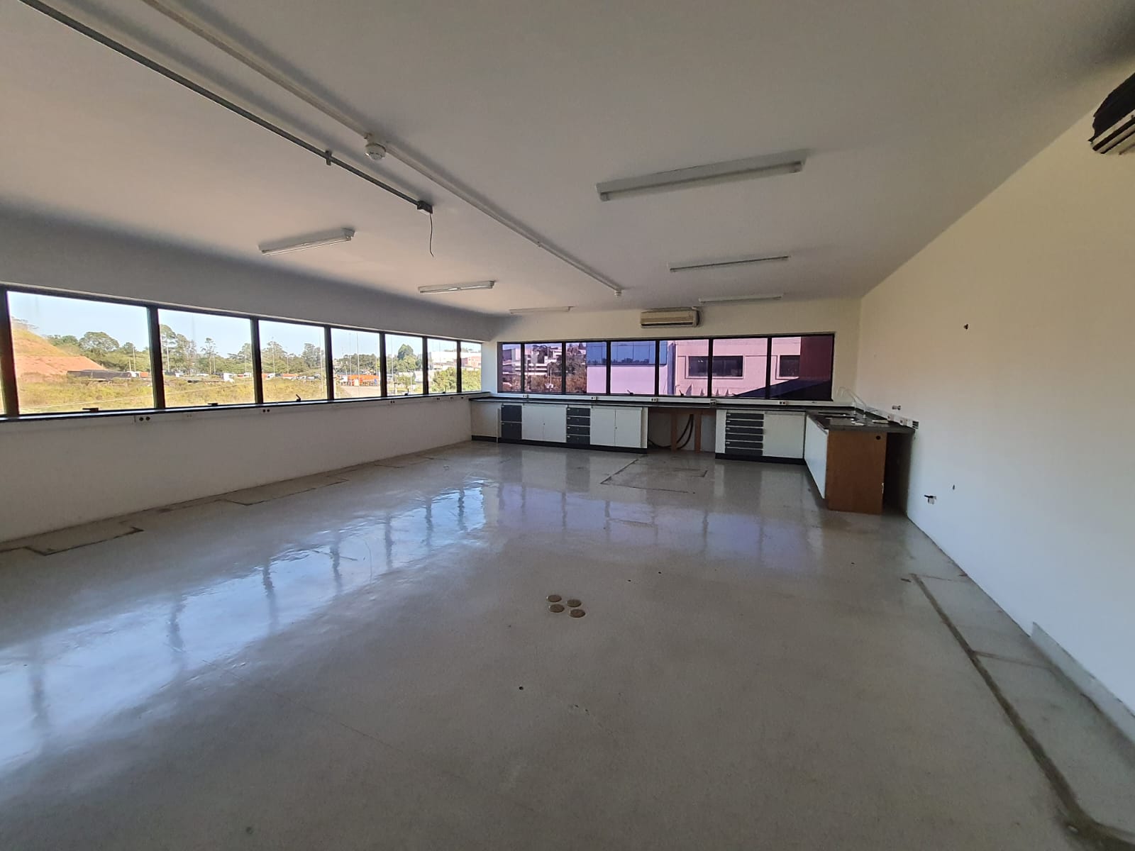 LOCAÇÃO GALPÃO PRONTO PARA INDÚSTRIA ALIMENTÍCIA OU QUÍMICA – PARQUE RINCÃO, COTIA KM29