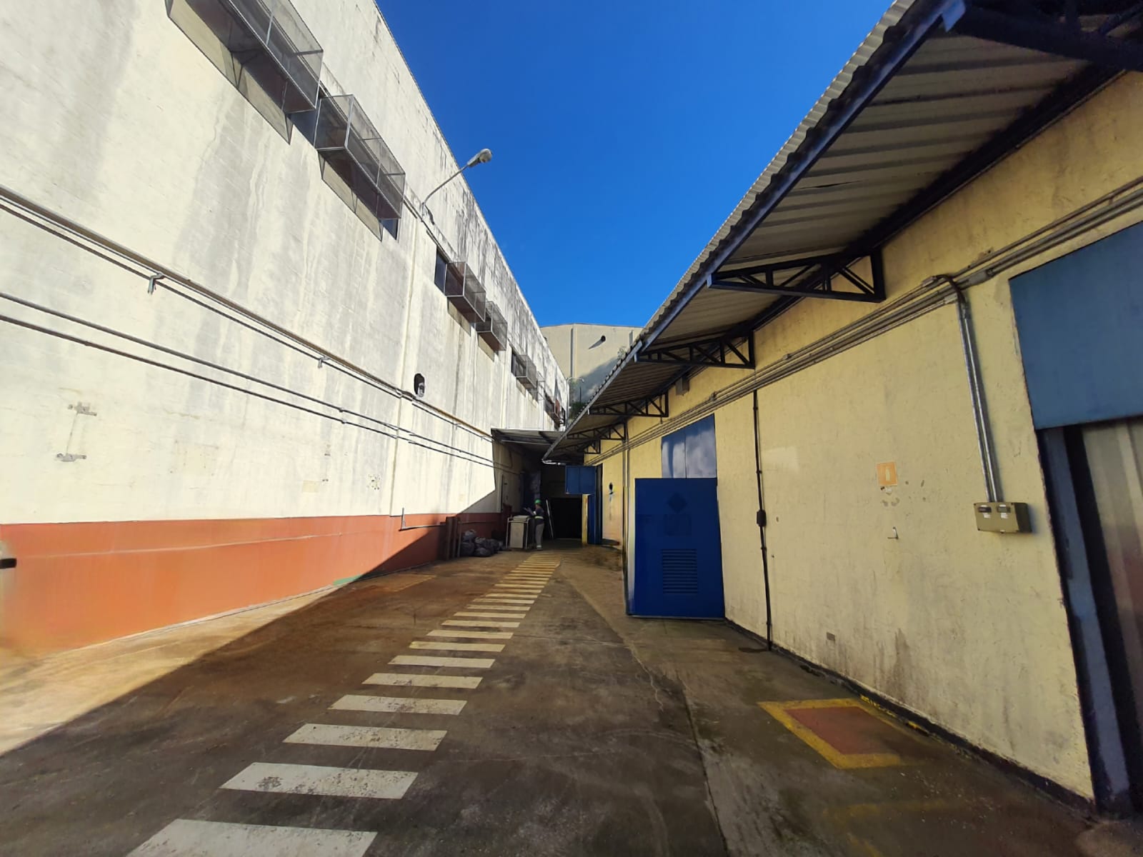 LOCAÇÃO GALPÃO PRONTO PARA INDÚSTRIA ALIMENTÍCIA OU QUÍMICA – PARQUE RINCÃO, COTIA KM29
