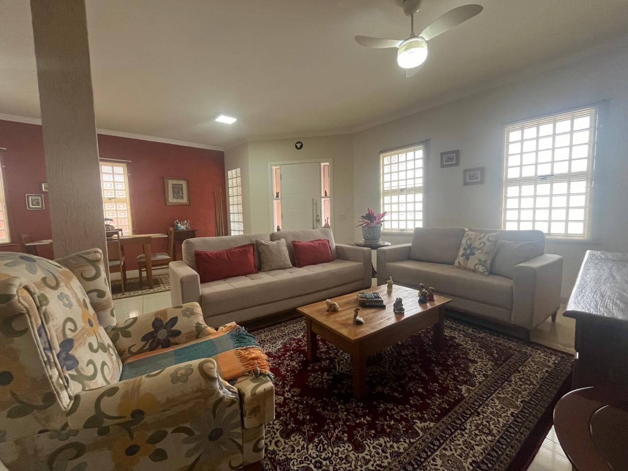 Casa em condomínio - Venda