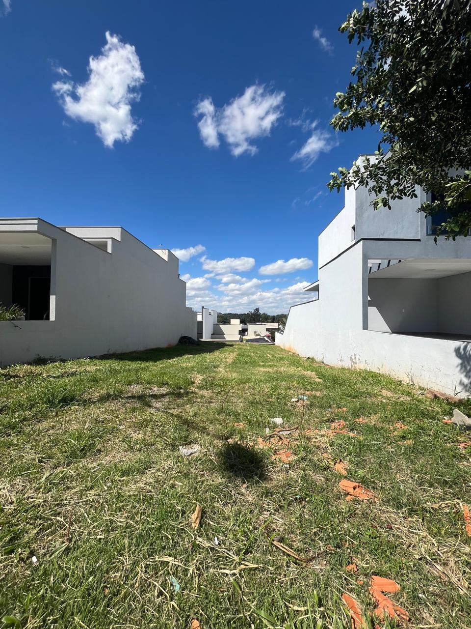 Terreno em condomínio - Venda