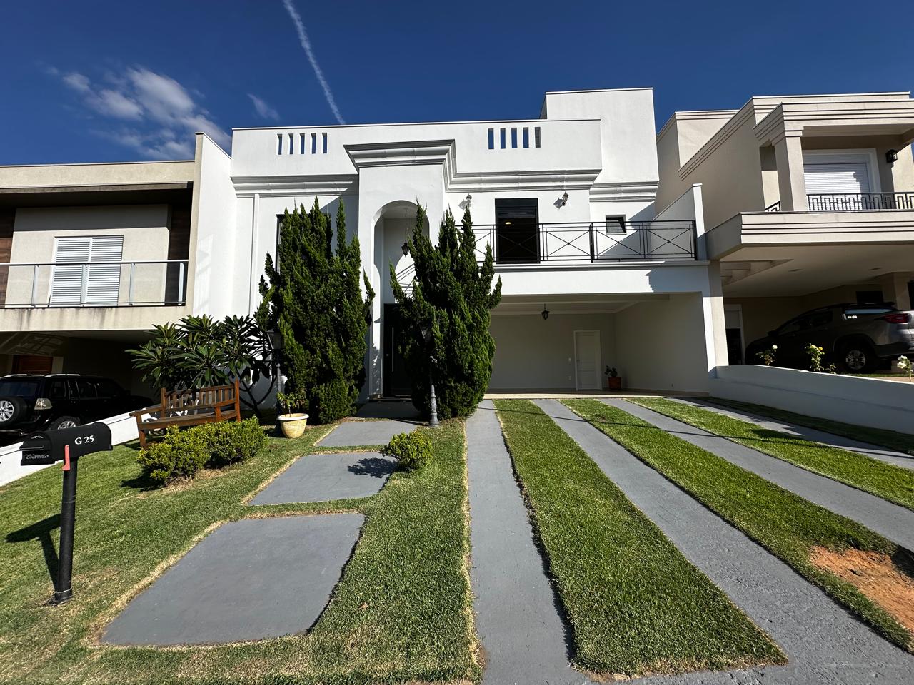 Casa em condomínio - Venda