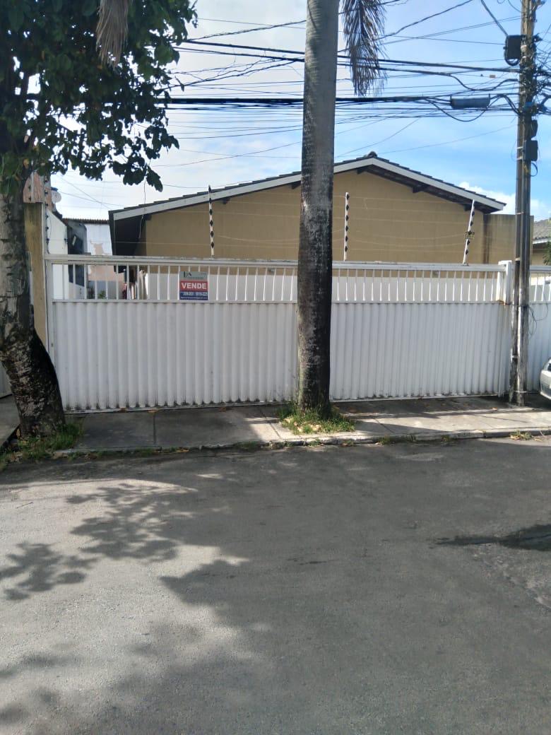 Casa em condomínio