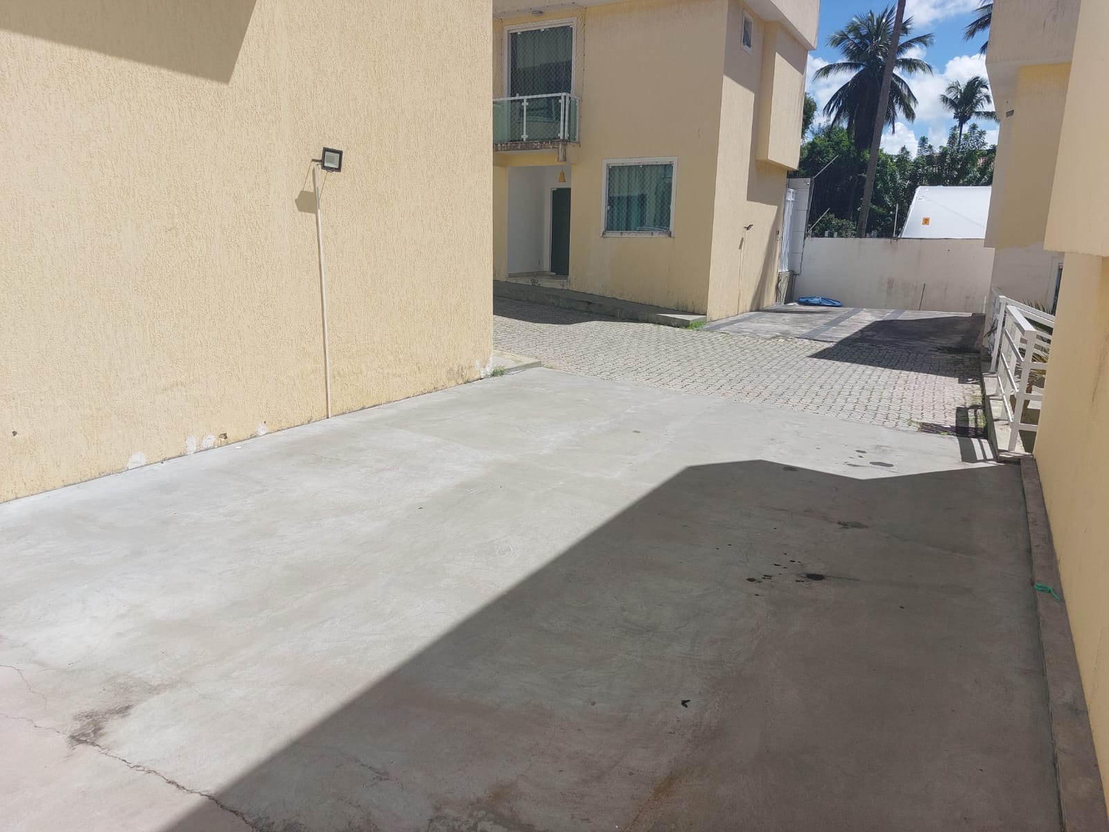 Casa em condomínio