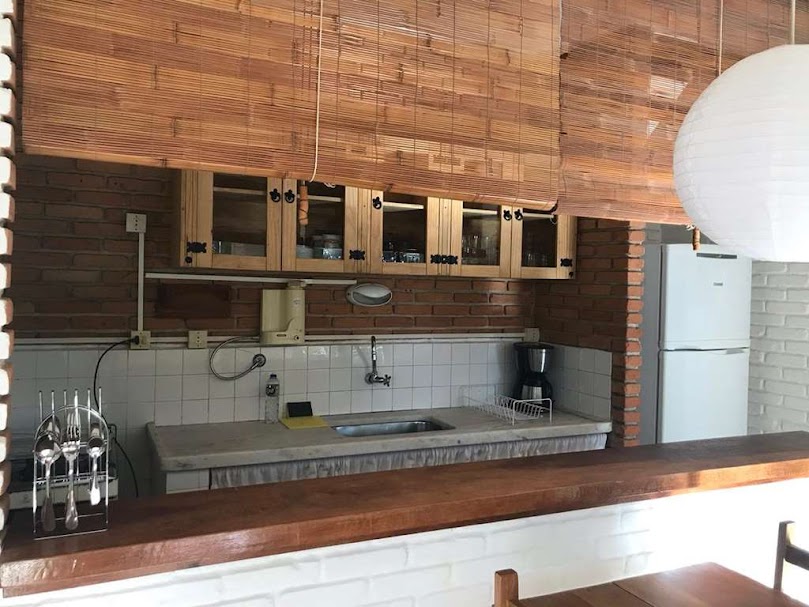 OPORTUNIDADE! Arquitetura autoral com forte pegada ecológica! ÚNICA e ESPECIAL!