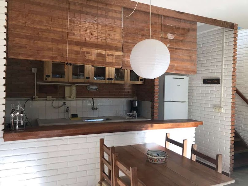 OPORTUNIDADE! Arquitetura autoral com forte pegada ecológica! ÚNICA e ESPECIAL!