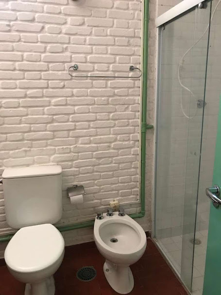 OPORTUNIDADE! Arquitetura autoral com forte pegada ecológica! ÚNICA e ESPECIAL!
