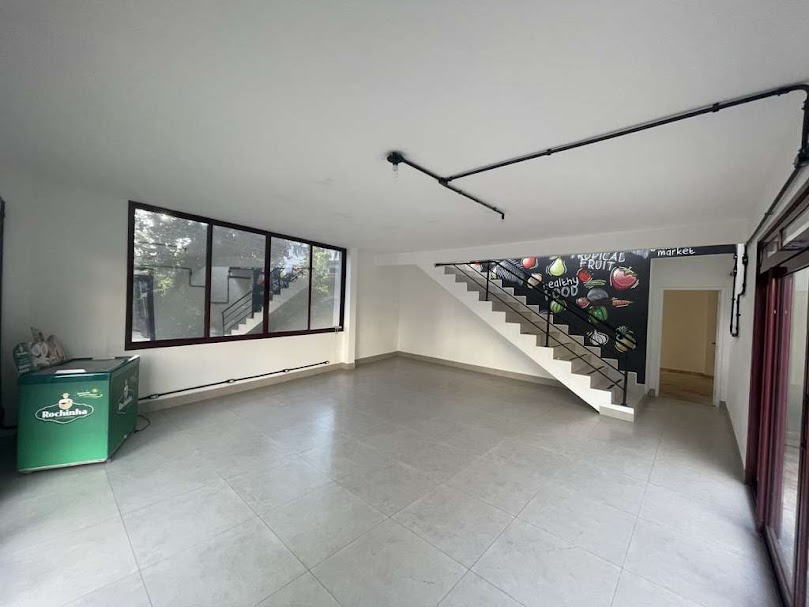 Loja Comercial - Venda, Chácara São João, Carapicuíba, SP