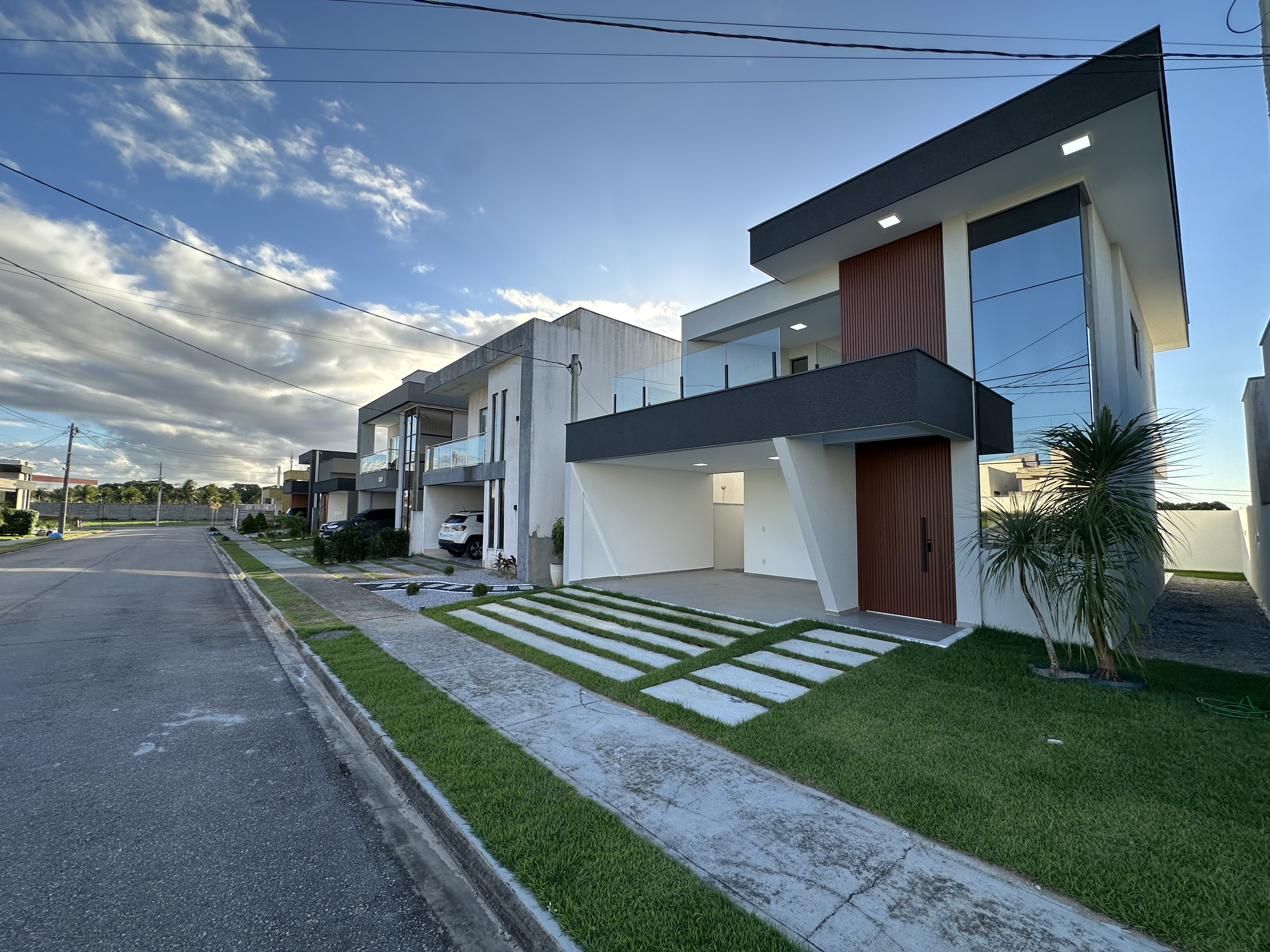 Casa duplex - Venda
