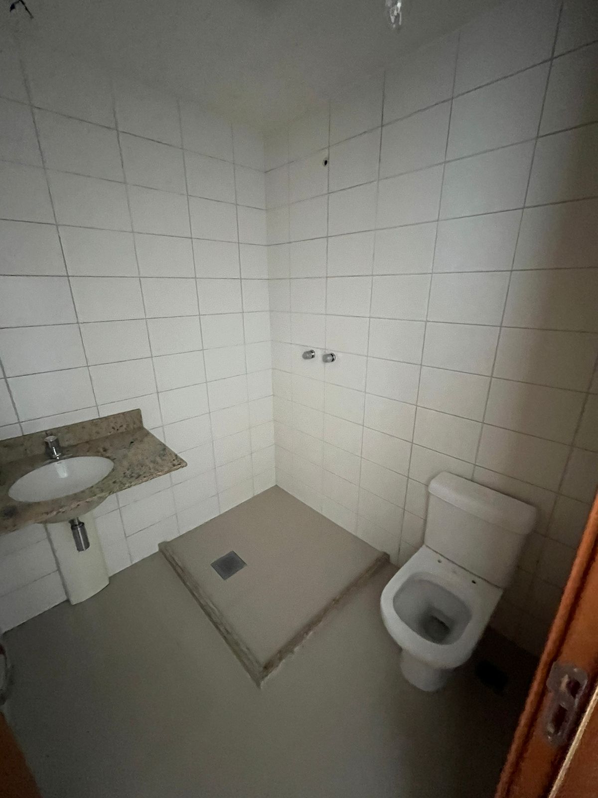 Apartamento Condomínio Topázio - 3 suítes P. 10