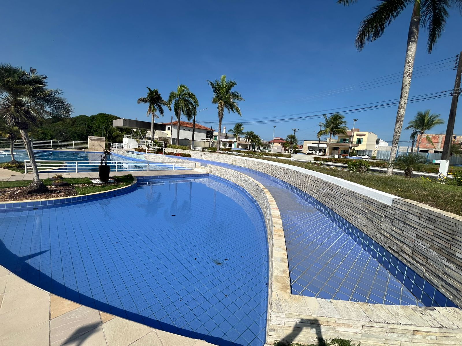 Vendo Lote Condomínio Forest Hill - Av. Torquato Tapajós