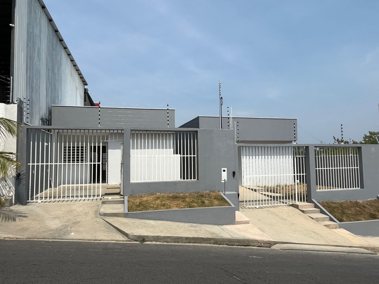 Venda Casa Novo Aleixo 