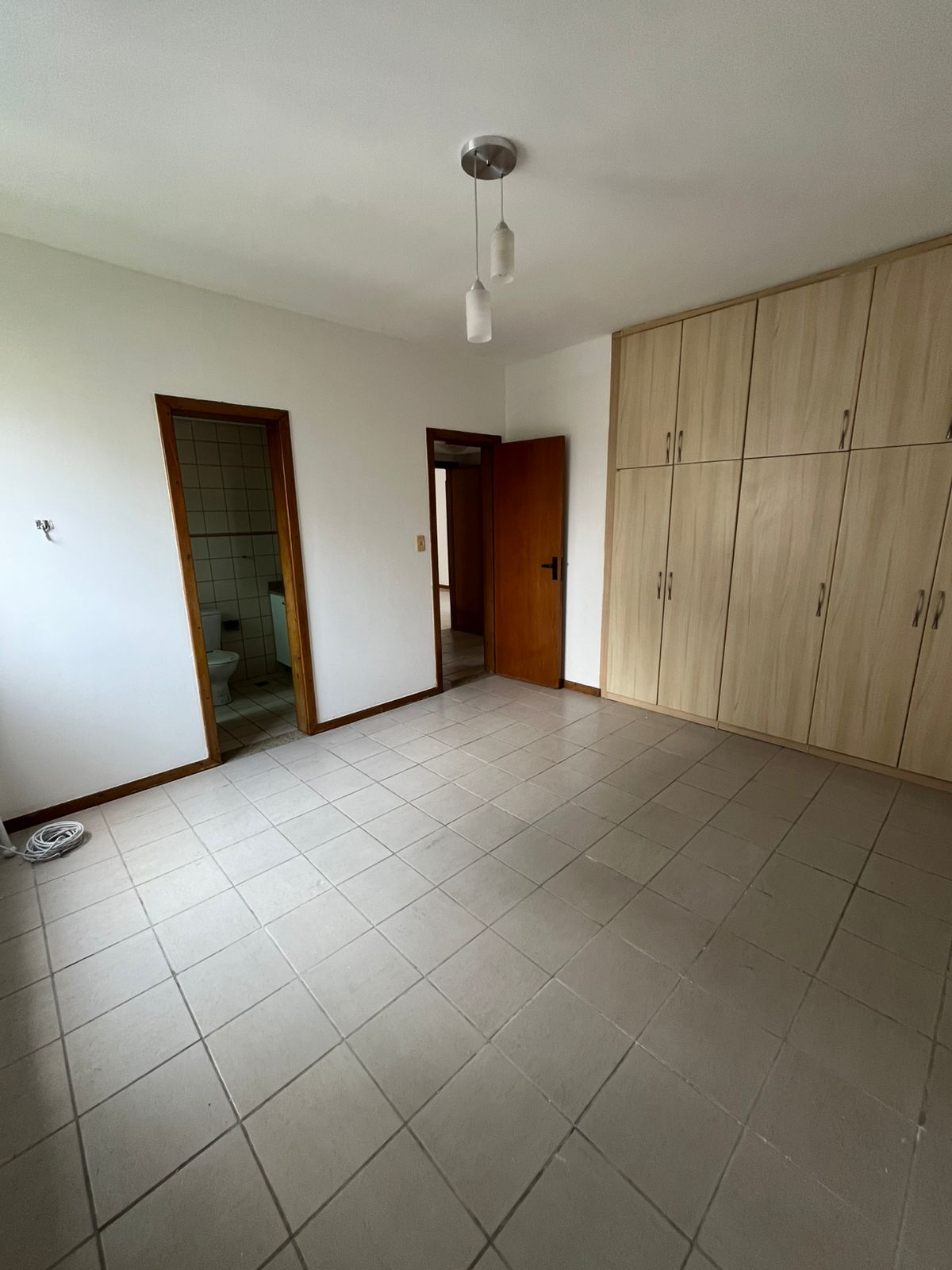 Alugo Apartamento Adrianólis - Cond. Saint Remmy - Av. Maceió