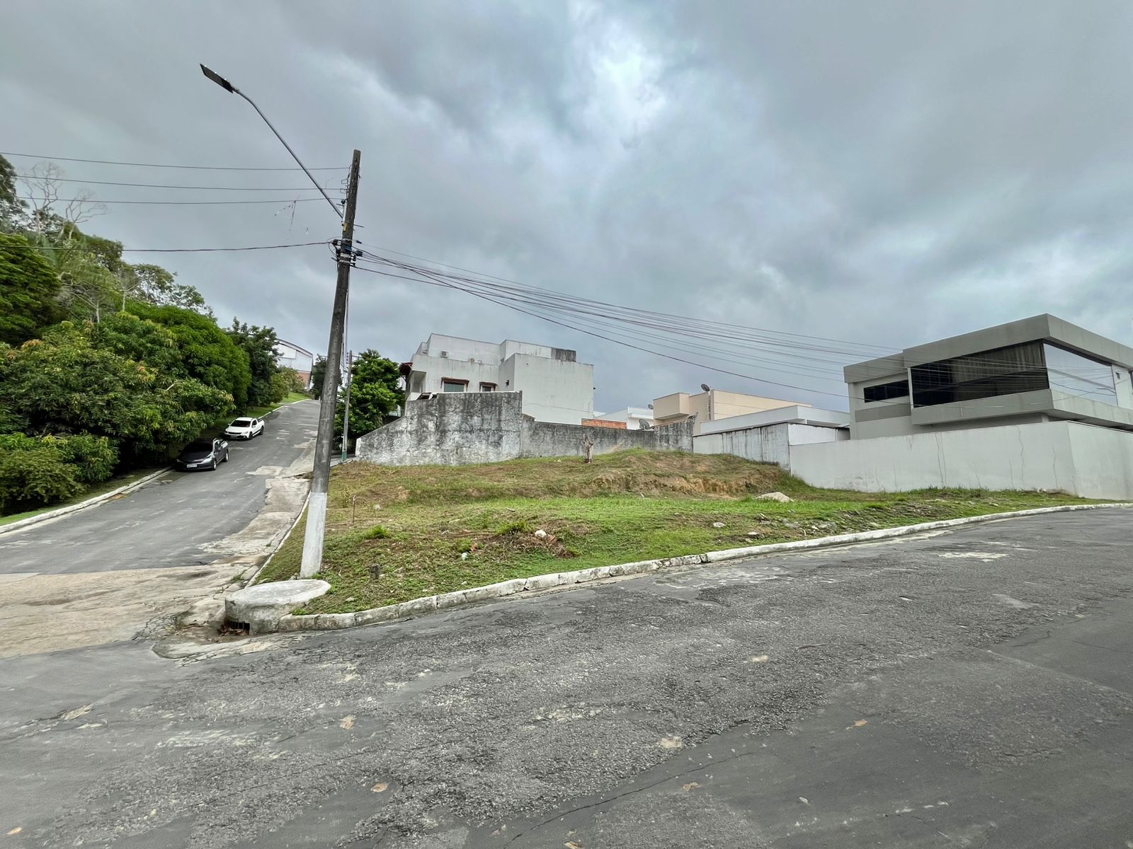 Vendo Lote de Esquina - Flores - Condomínio Residencial Green Hills