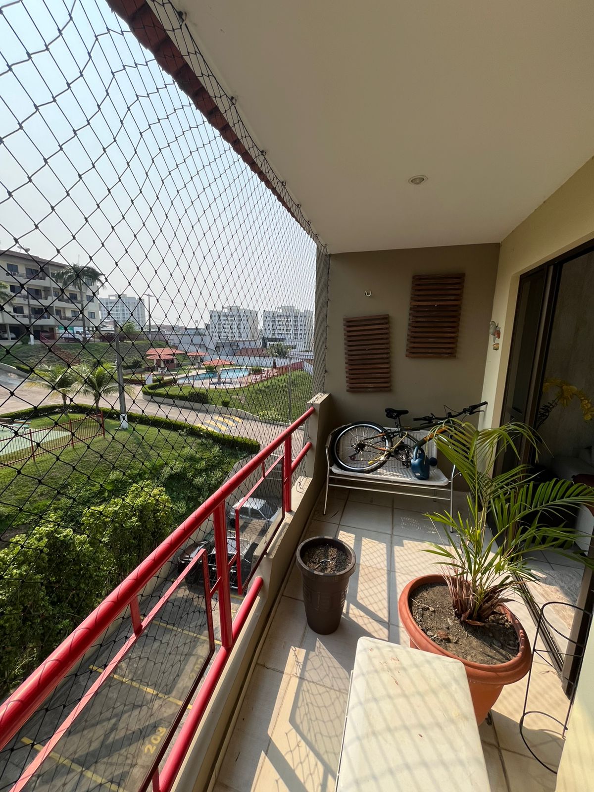 Apartamento P. 10 Condomínio Juliana 3 - Próximo ao Veneza