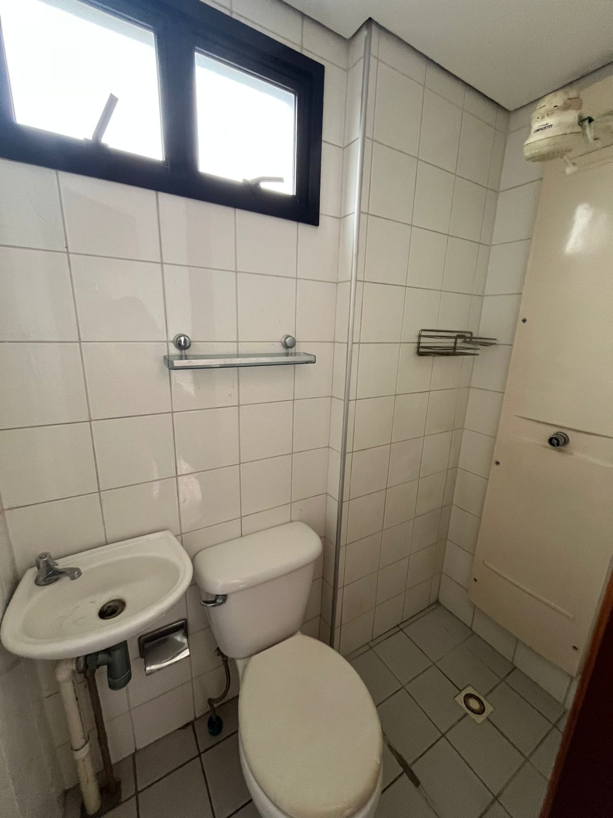 Alugo Apartamento 4 suítes - Vieiralves