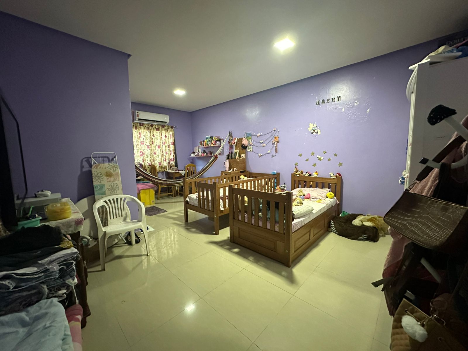 Vendo Casa Duplex - Conjunto Jardim Versalles - Bairro: Planalto 