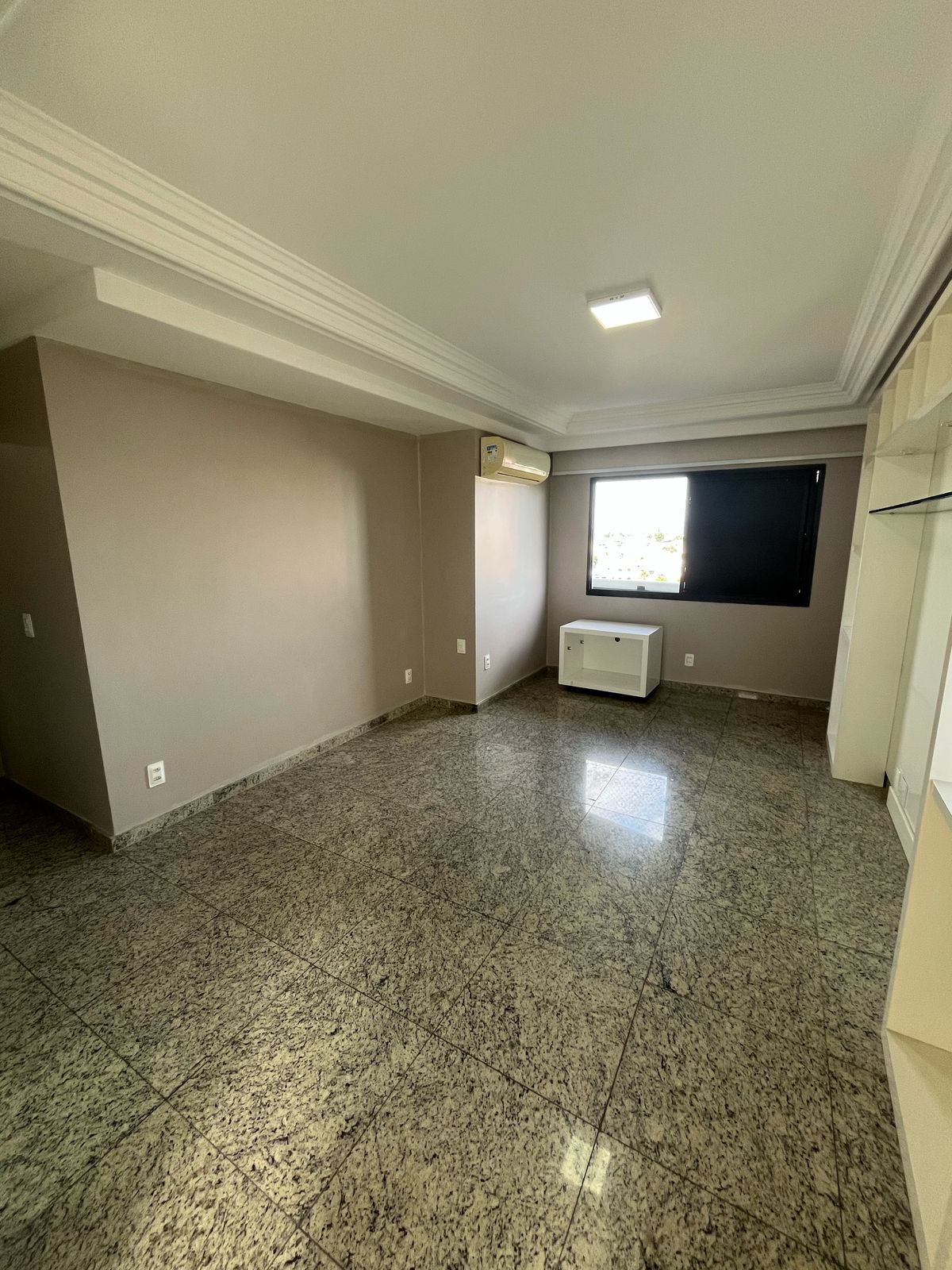 Vendo apartamento Adrianópolis - perto Manauara