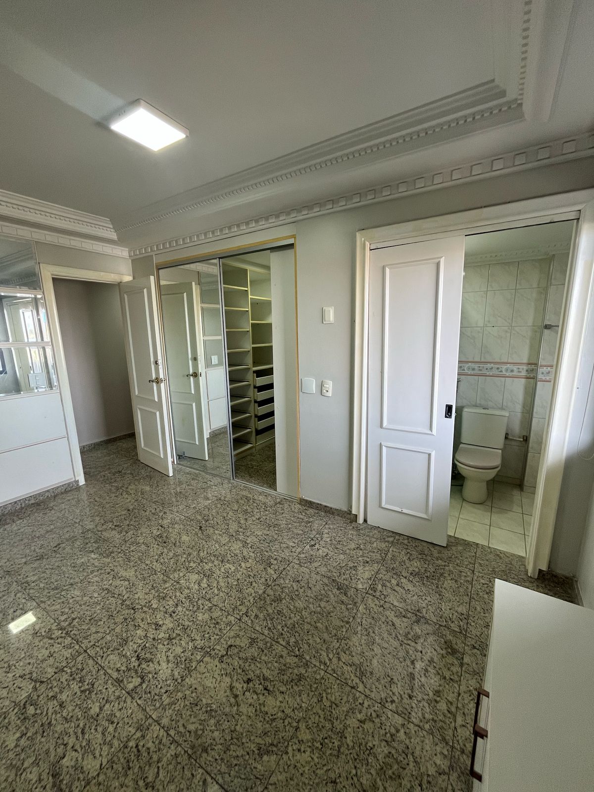 Vendo apartamento Adrianópolis - perto Manauara