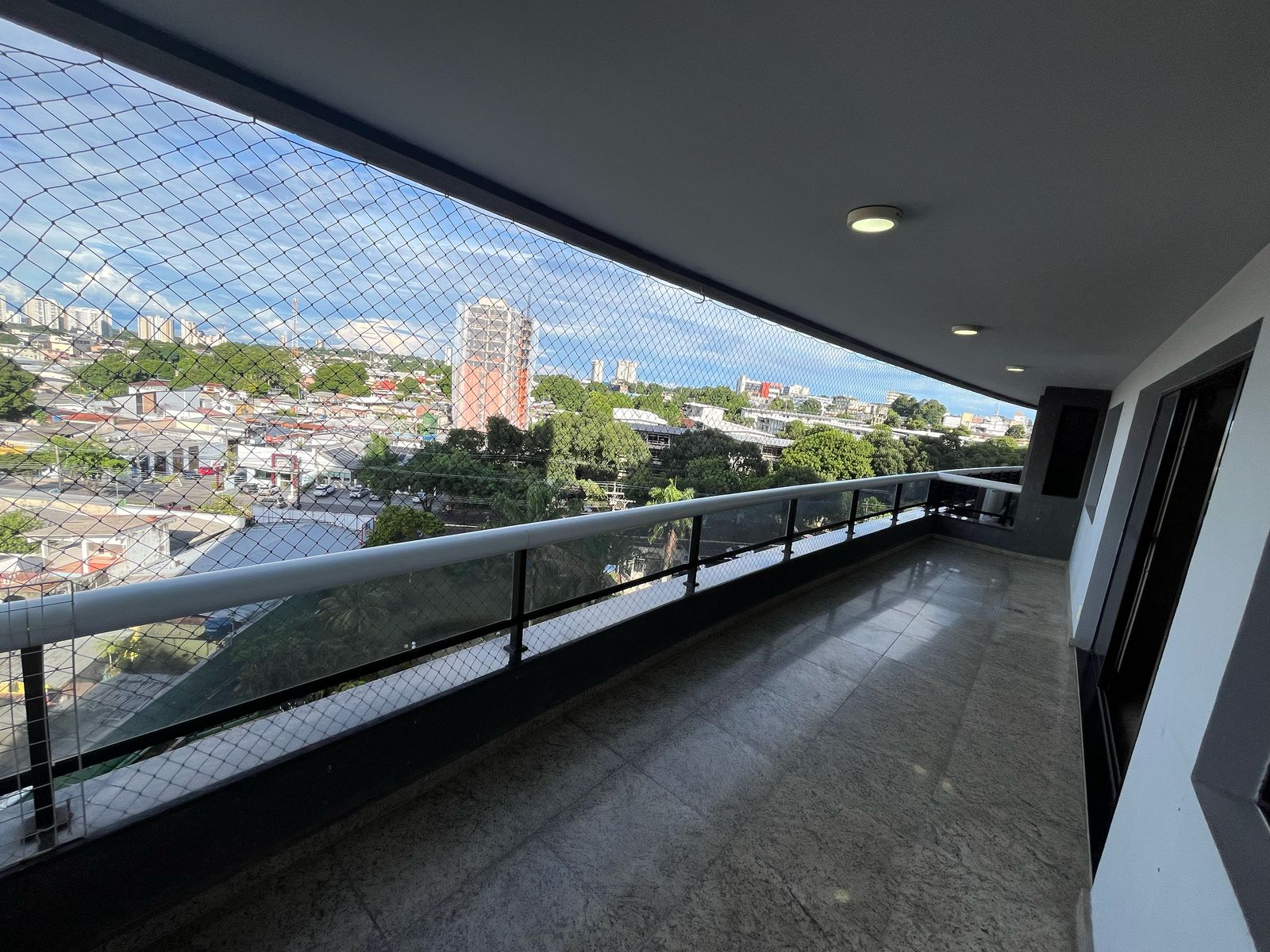 Vendo apartamento Adrianópolis - perto Manauara