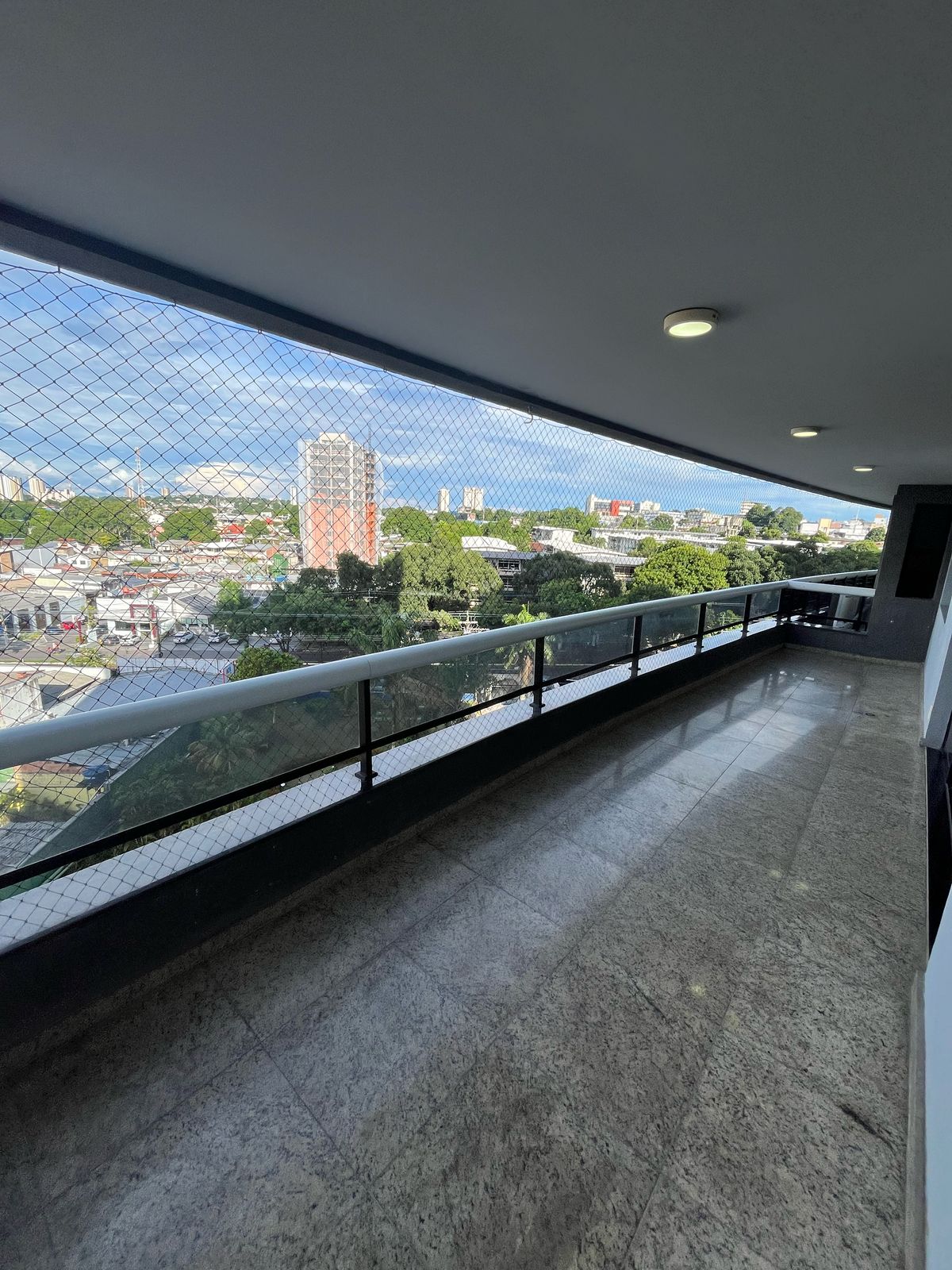 Vendo apartamento Adrianópolis - perto Manauara