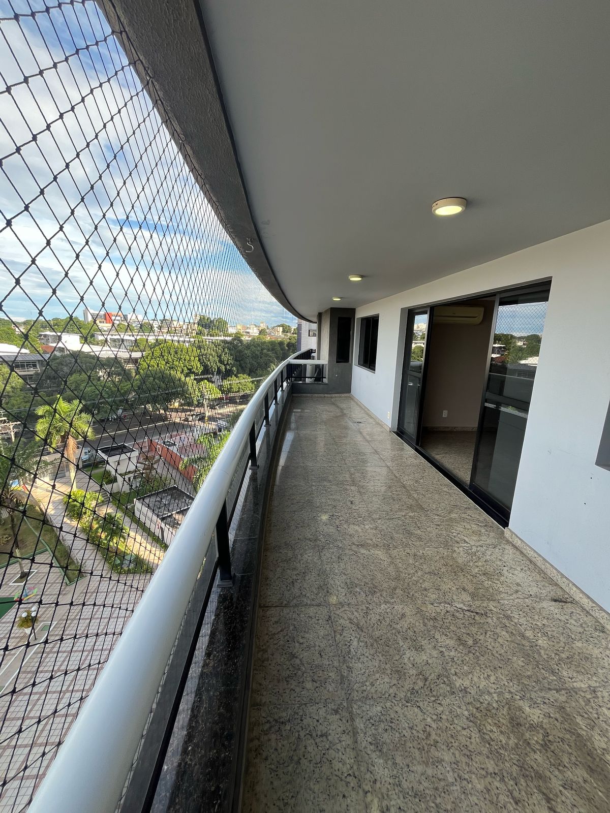 Vendo apartamento Adrianópolis - perto Manauara