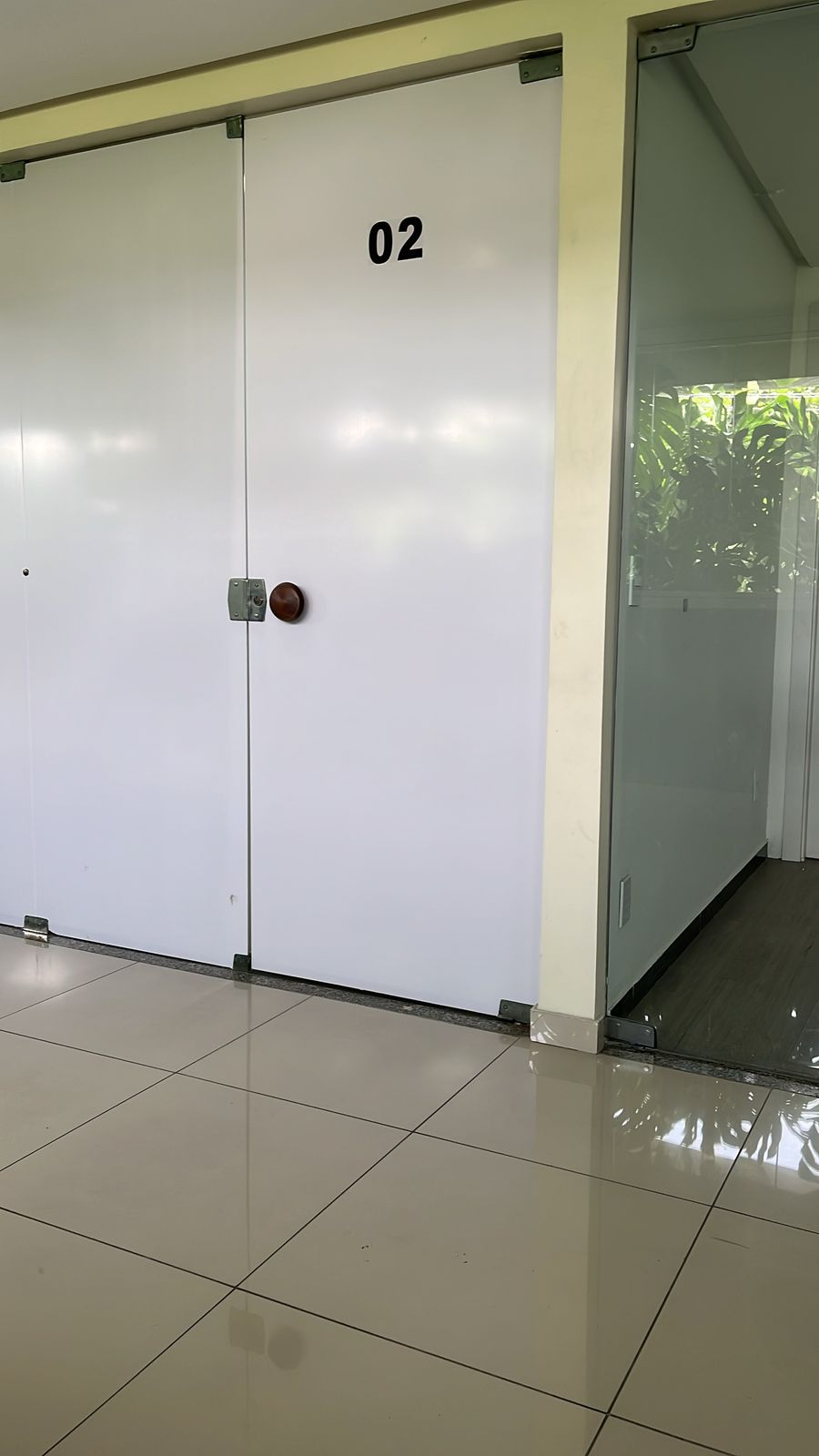 Vendo Loja Térrea / Sala Comercial - Vieiralves