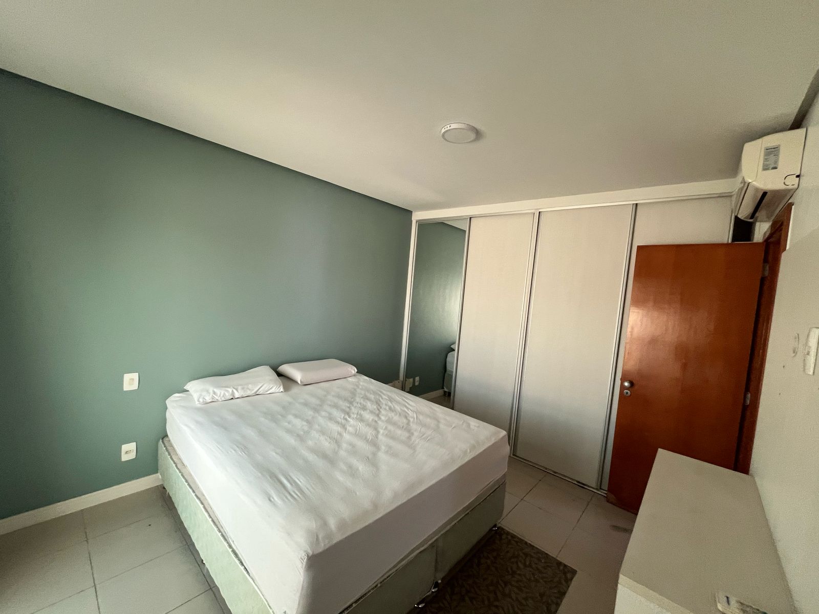 Vendo Apartamento Triplex - Parque das Laranjeiras