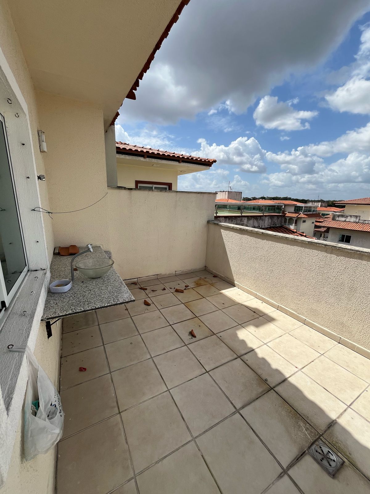 Vendo Apartamento Triplex - Parque das Laranjeiras