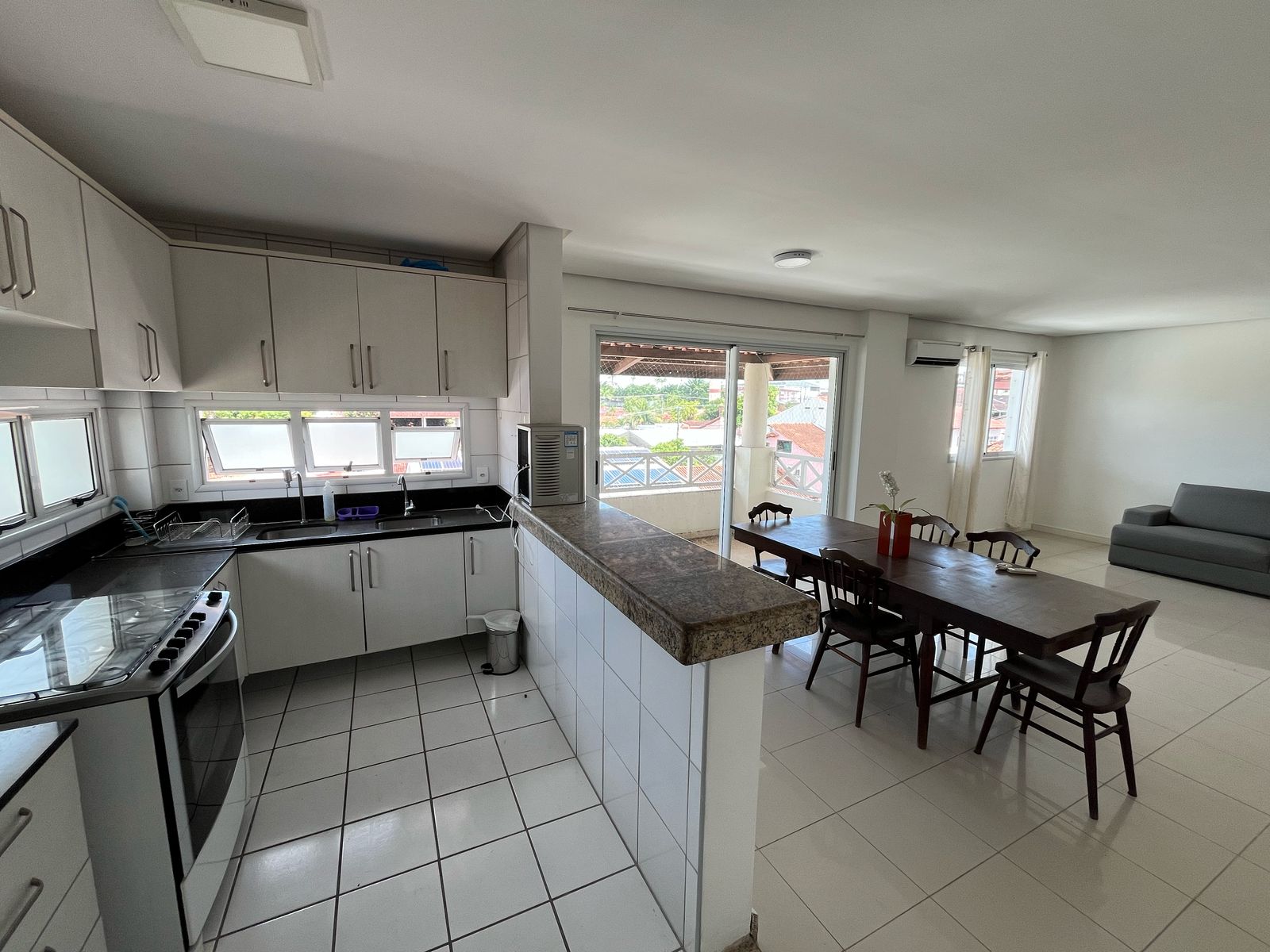 Vendo Apartamento Triplex - Parque das Laranjeiras