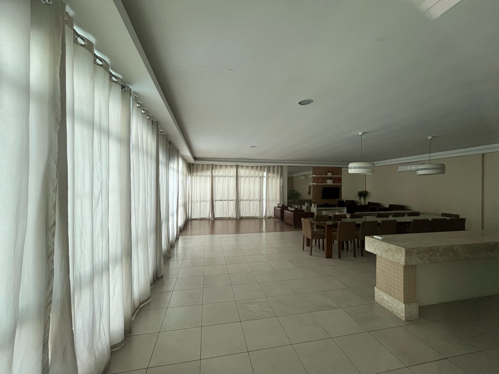 Vendo Apartamento Triplex - Parque das Laranjeiras
