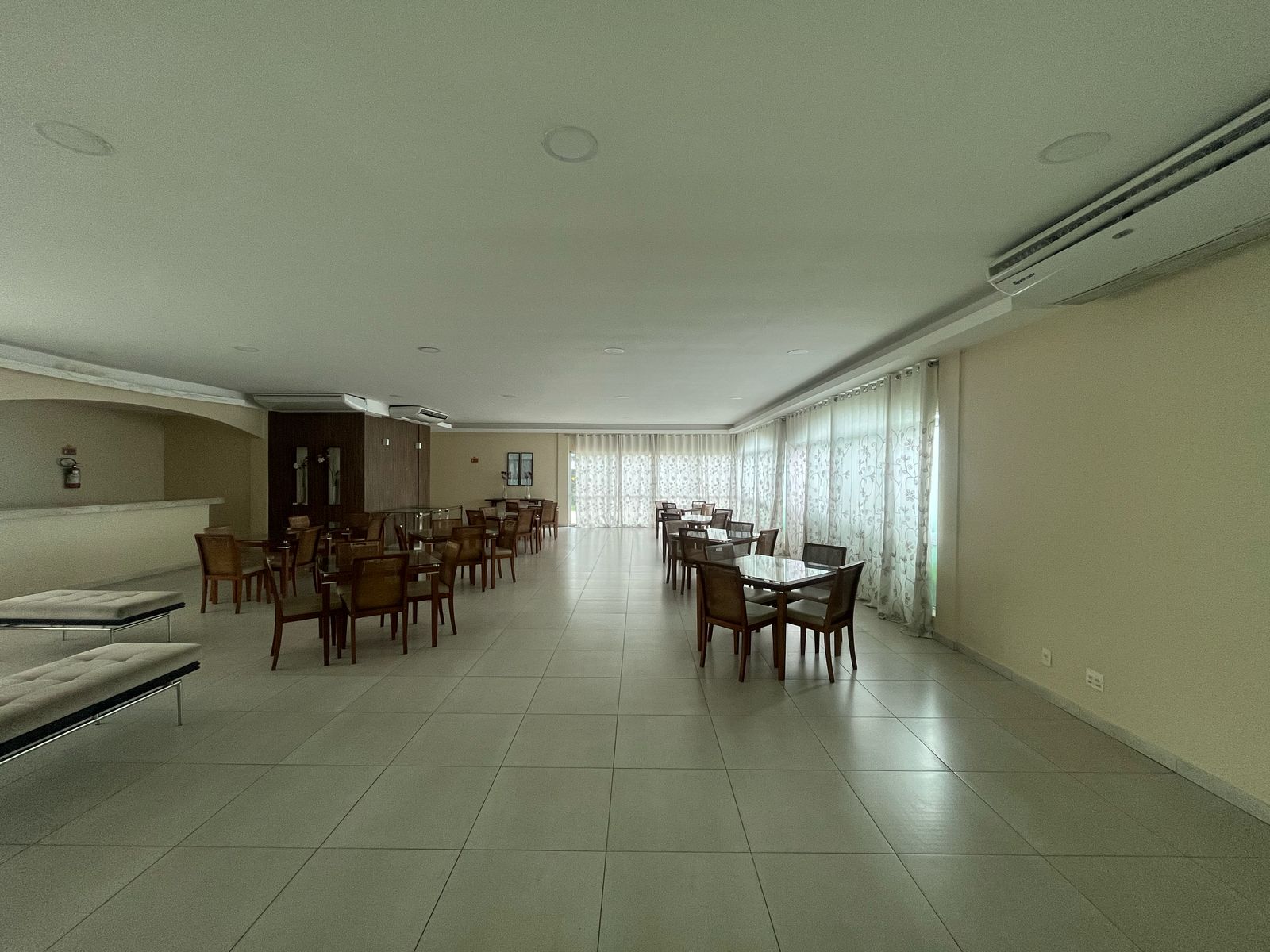 Vendo Apartamento Triplex - Parque das Laranjeiras