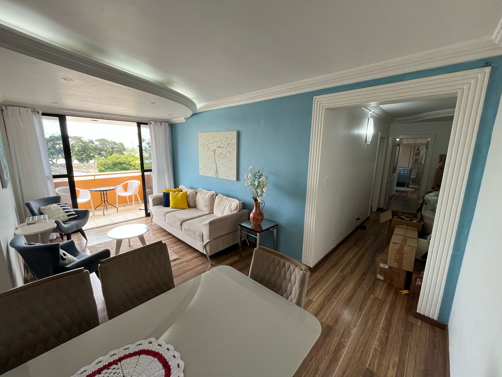 Vendo Apartamento Amplo 120m² - Av. Constantino Nery