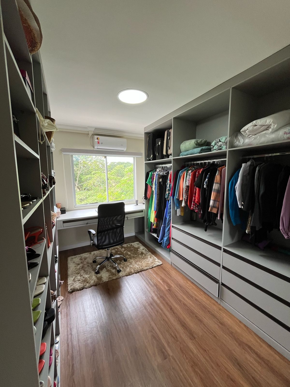 Apartamento Condomínio Laranjeiras Village - Reformado