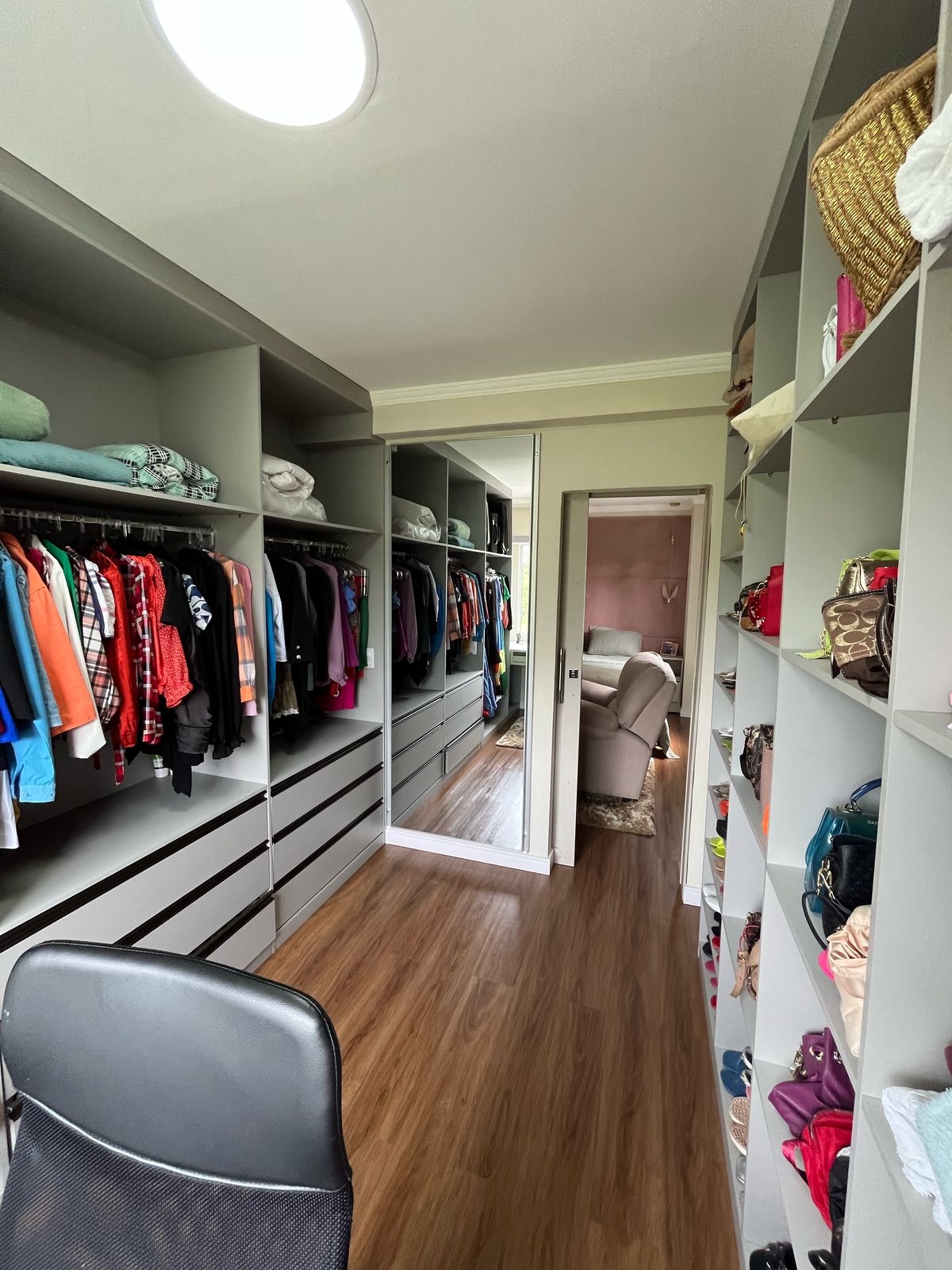 Apartamento Condomínio Laranjeiras Village - Reformado